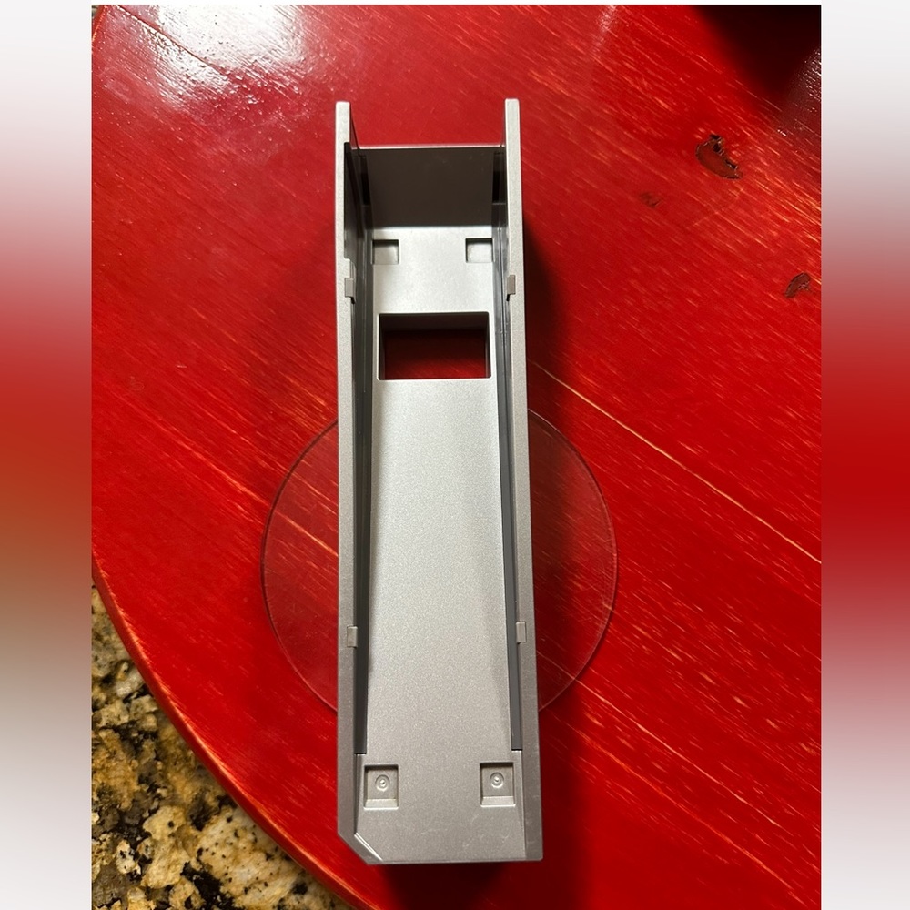 NWOT Wii Grey Console Stand